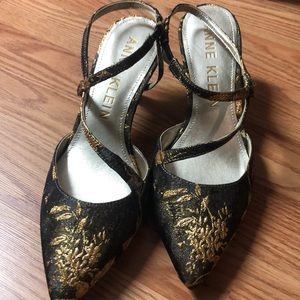 Anne Klein Black and Gold Heels